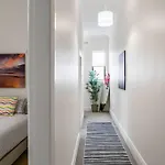 Heart Of Coogee - Semi/2 Bed Federation House & Ac